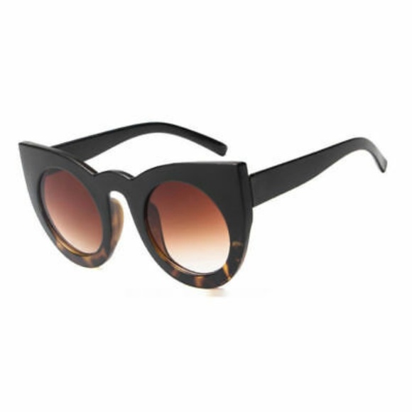 Oversized Cat Eye Sunglasses - Picture 2 of 2